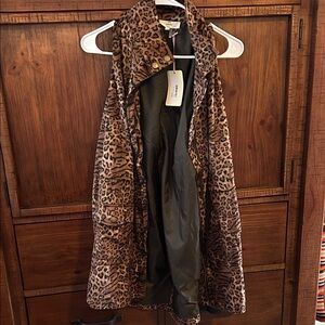 Entro Leopard Print Faux Fur Vest